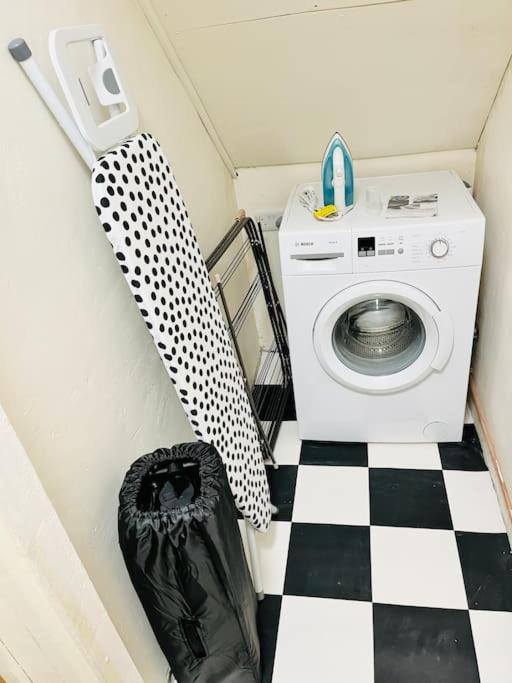 Ilkley Place Ngoại thất bức ảnh