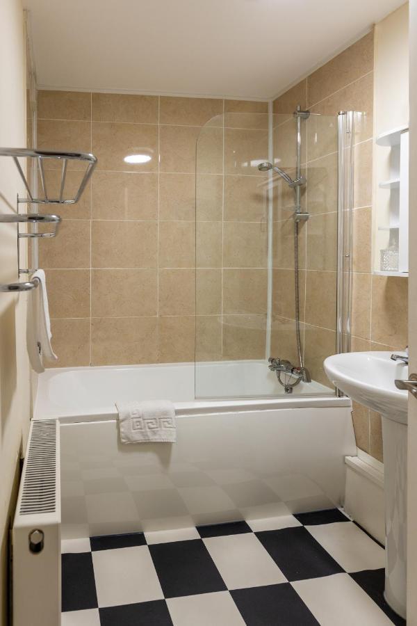 Ilkley Place Ngoại thất bức ảnh